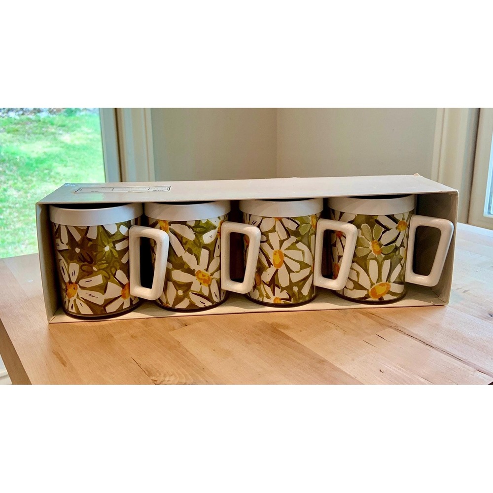 MCM 1960s Vintage West Bend Thermo-Serve Daisy Mugs Set of 4 in Original Box